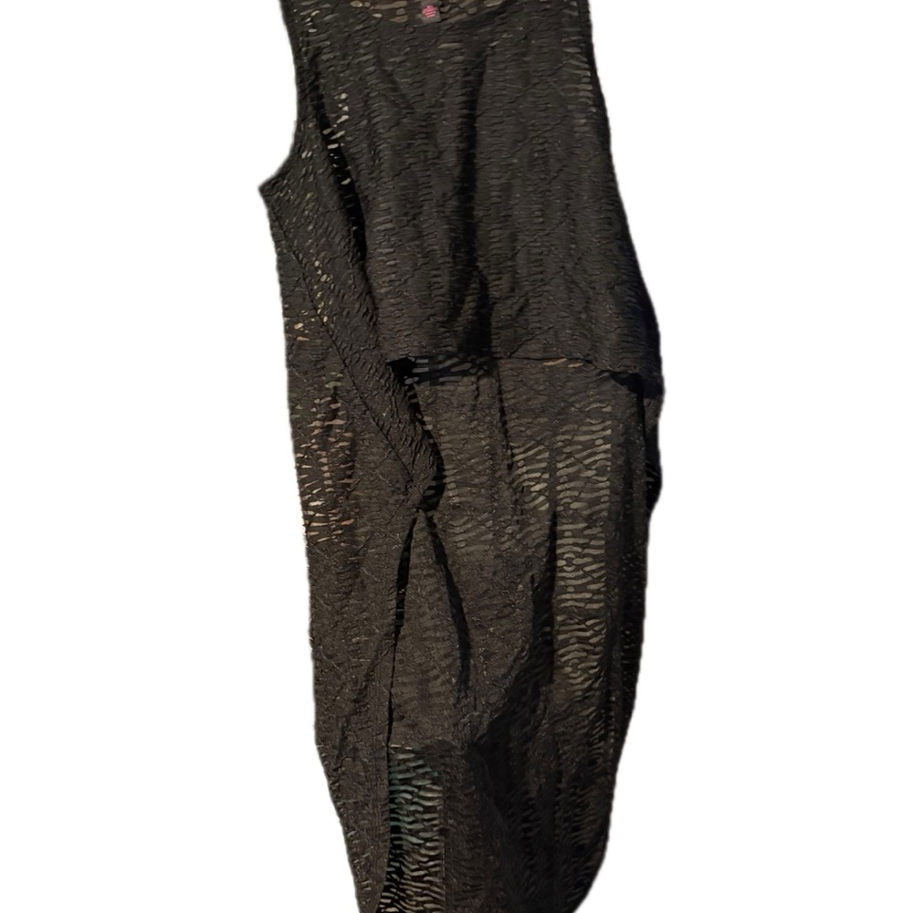 Material Girl Black Textured Top